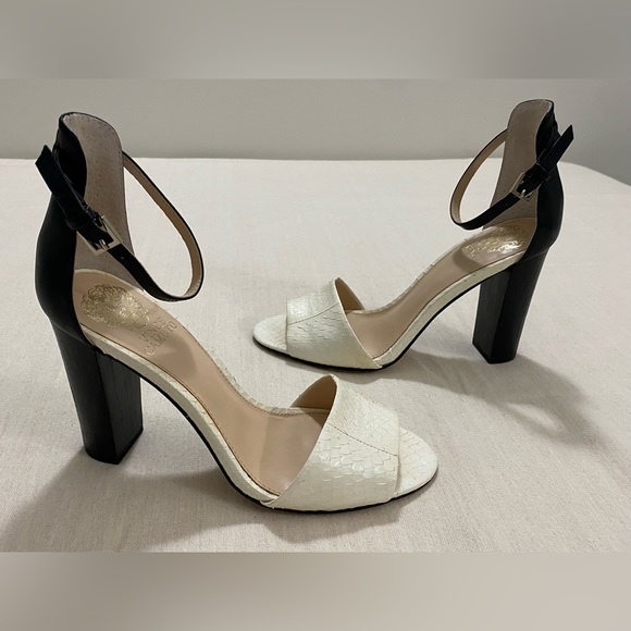 Gorgeous two tone Vince Camuto heels - Picture 5 of 15